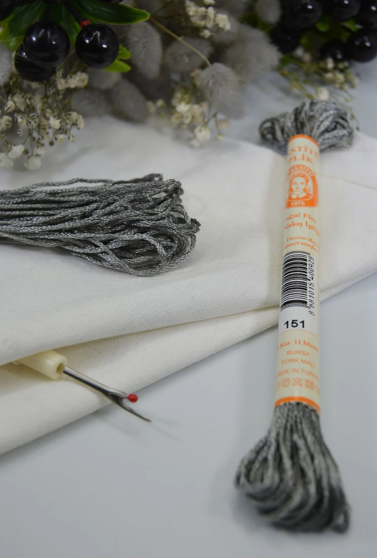 Floş El Nakış İpi Gri · 151