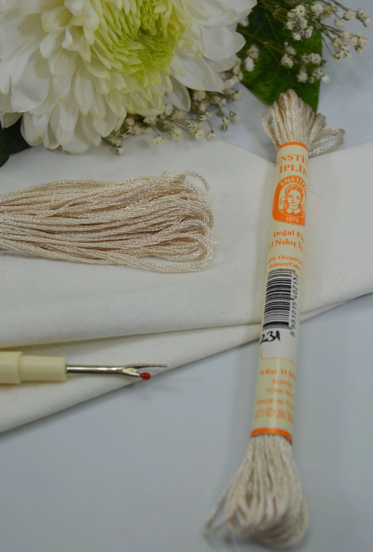 Floş El Nakış İpi Krem · 231